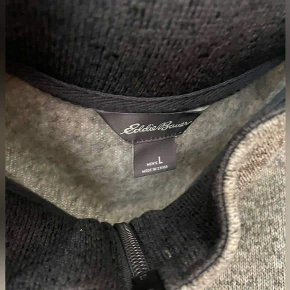 Men’s Eddie Bauer Vest - Picture 3 of 4